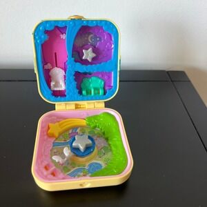 Polly Pocket Magical Starry Dream Castle Playset 2018 Mattel GDK78 Yellow Blue